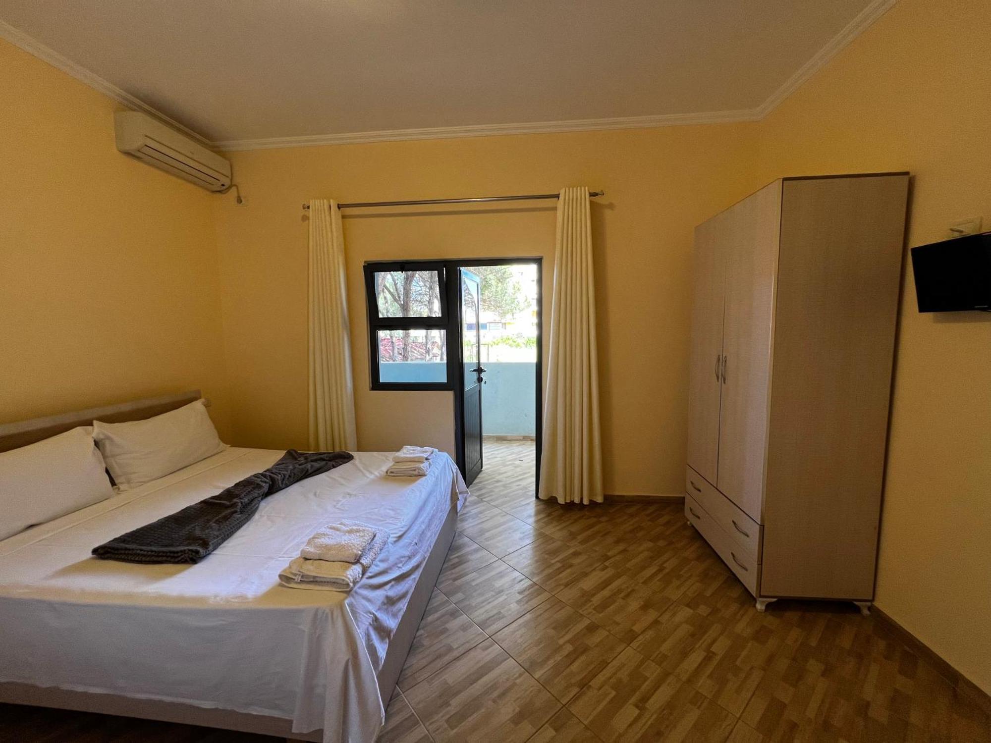 Canary Hotel Golem  Ngoại thất bức ảnh