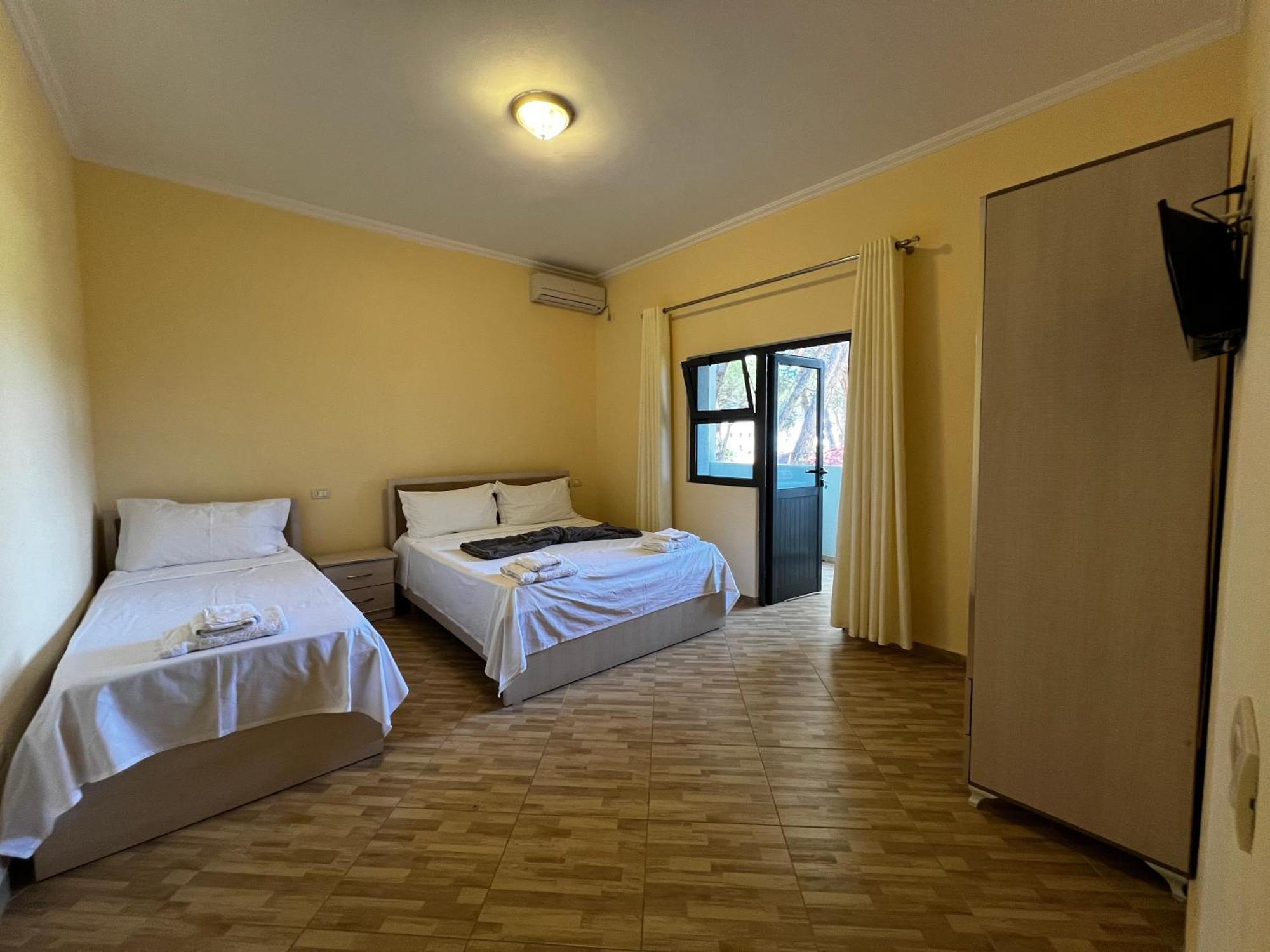 Canary Hotel Golem  Ngoại thất bức ảnh